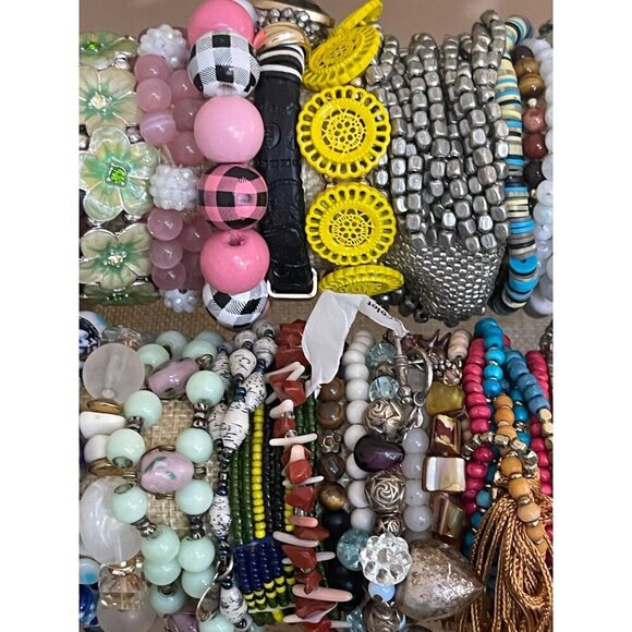 Mystery Bracelet 1lb Lot - Beaded, Cuff, Bangle, Stone, Glass, Metal, Wood - Picture 4 of 16